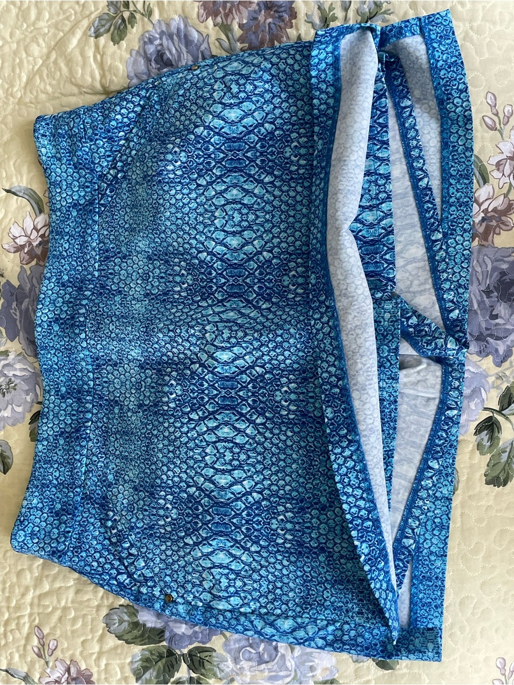 Vibrant Blue Snake-Print Mini Skirt - Picture 2 of 2